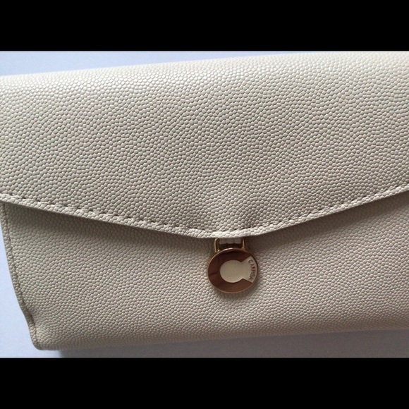 Carpisa Vegan Wallet New - Picture 2 of 4